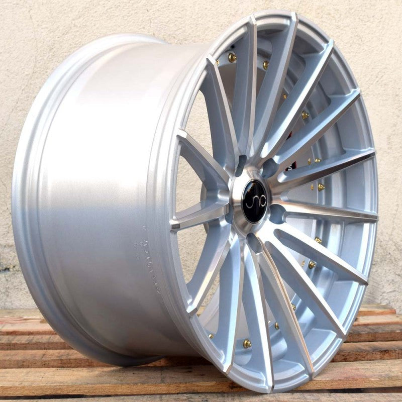 JNC042 Silver Machined Face w/ Gold Rivets wheel