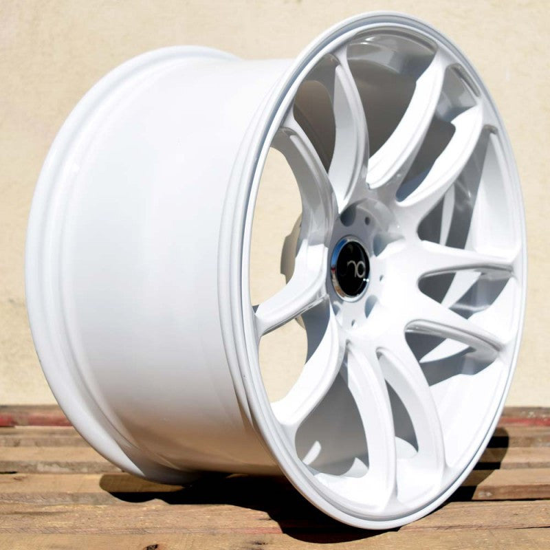JNC030 White wheel