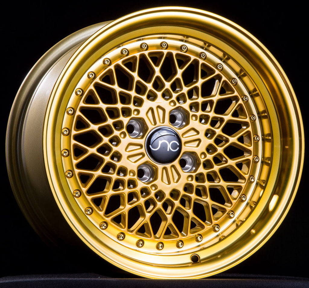 JNC045 Transparent Gold w/ Gold Rivets wheel