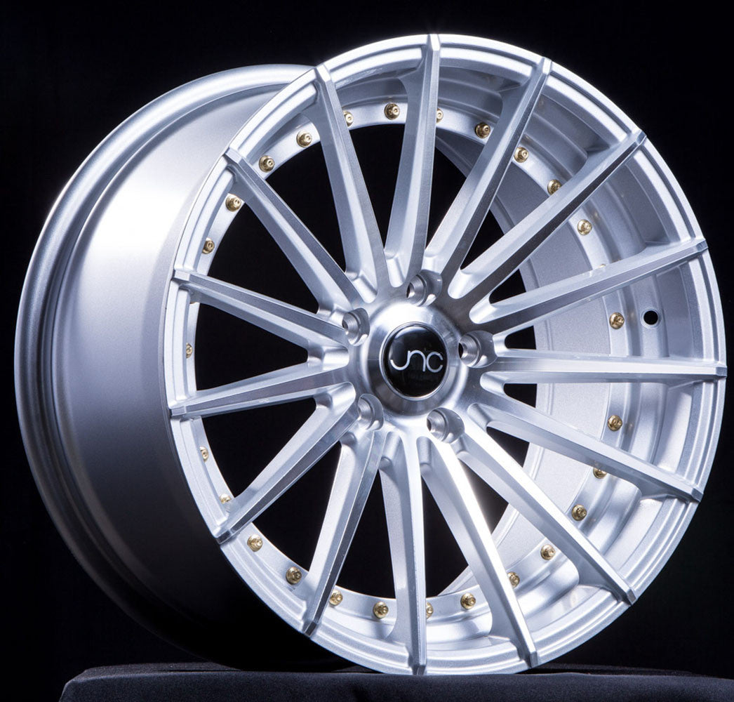 JNC042 Silver Machined Face w/ Gold Rivets wheel