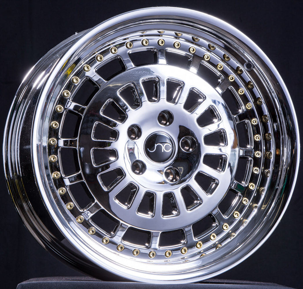 JNC046 Platinum w/ Gold Rivets wheel