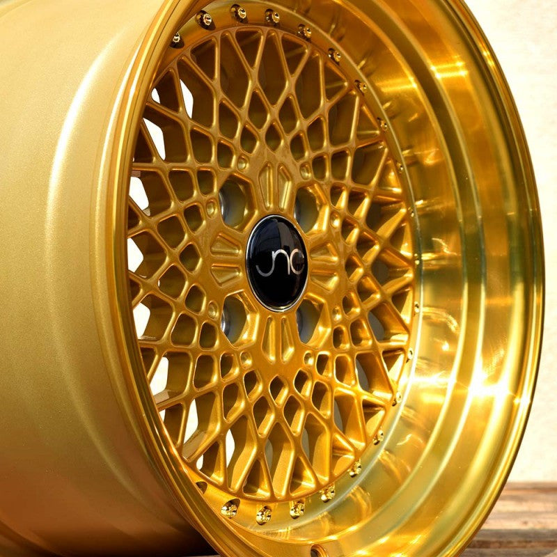JNC045 Transparent Gold w/ Gold Rivets wheel