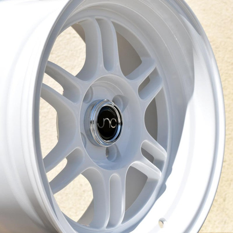 JNC021 White wheel