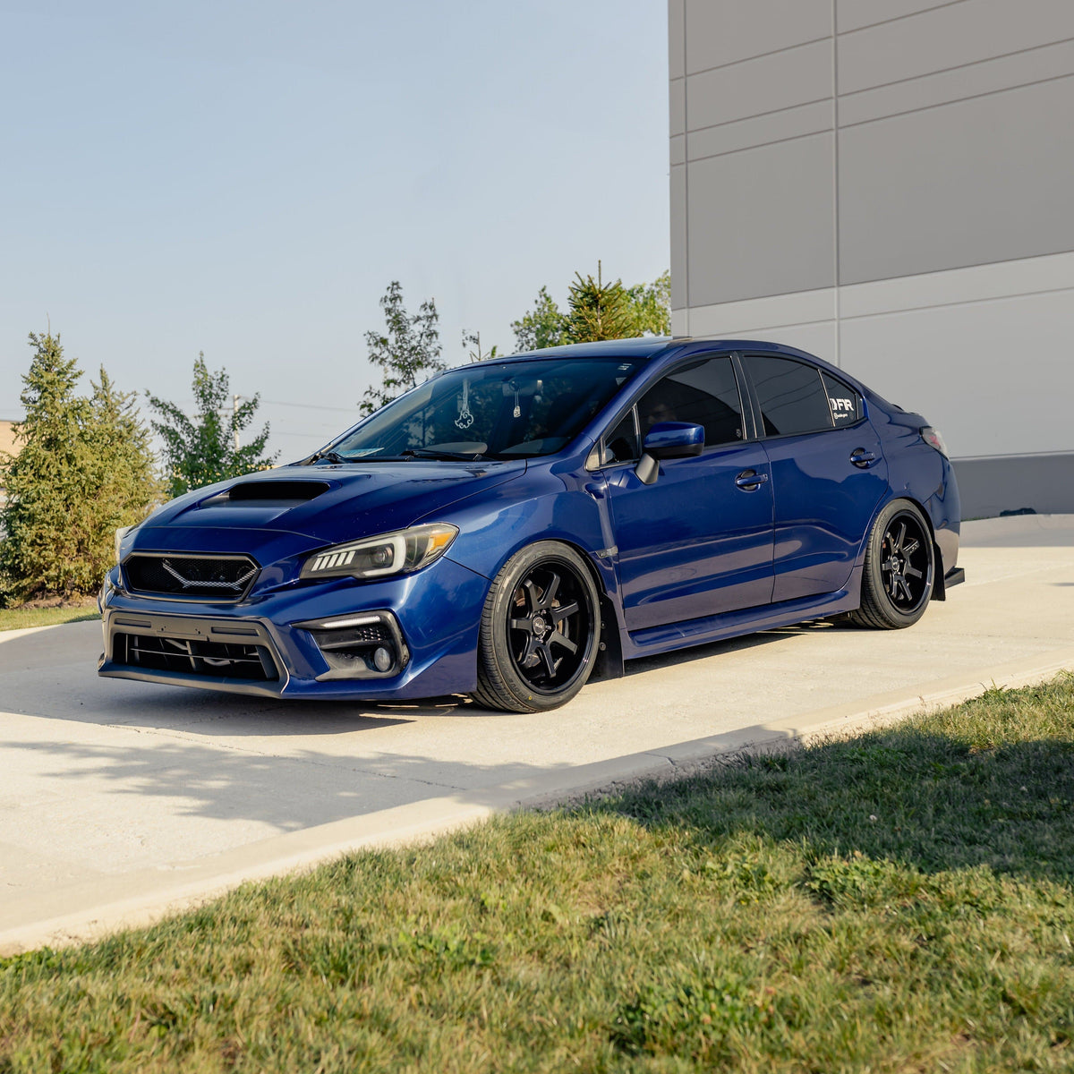 F1R FC7 MATTE BLACK/GLOSS BLACK LIP