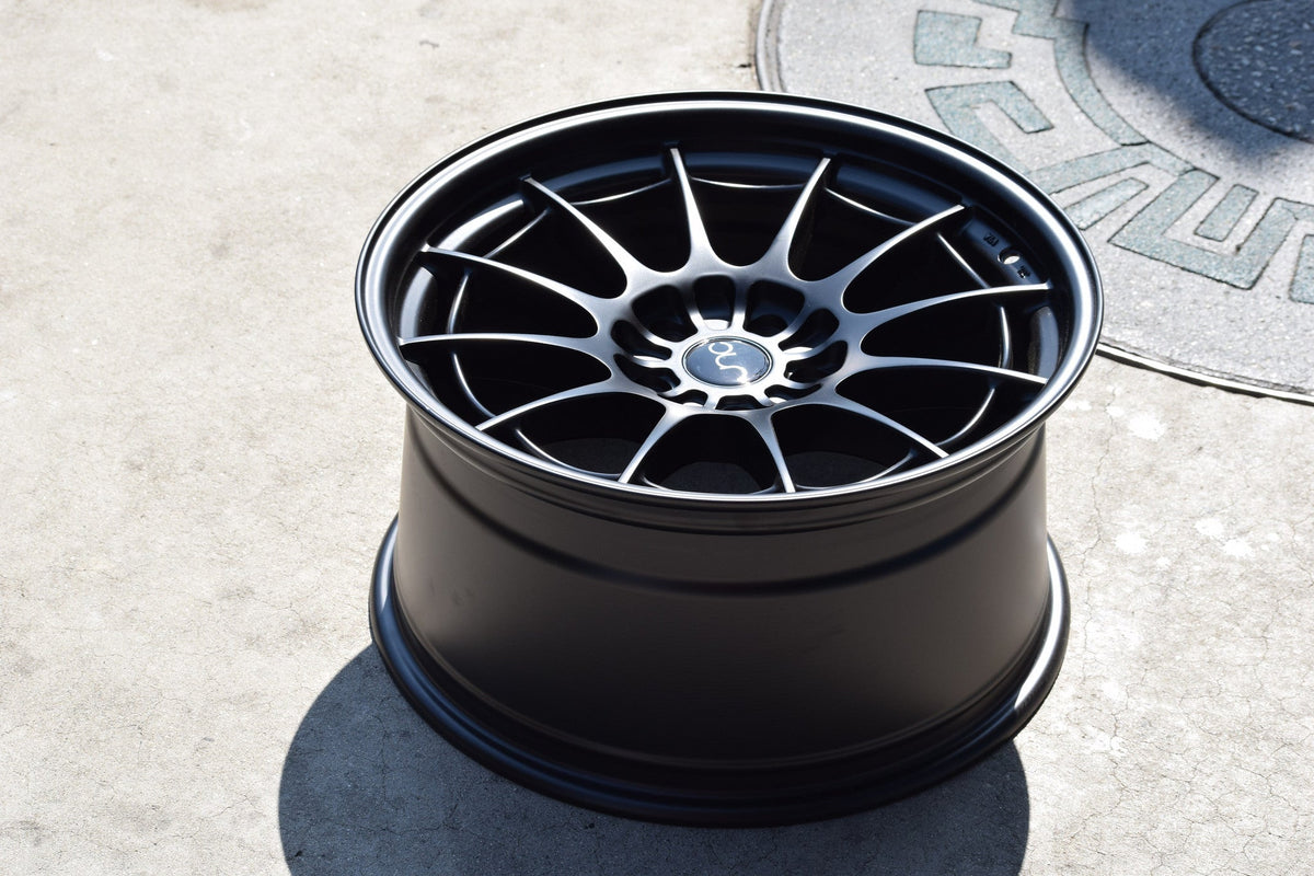 JNC033 Matte Black wheel