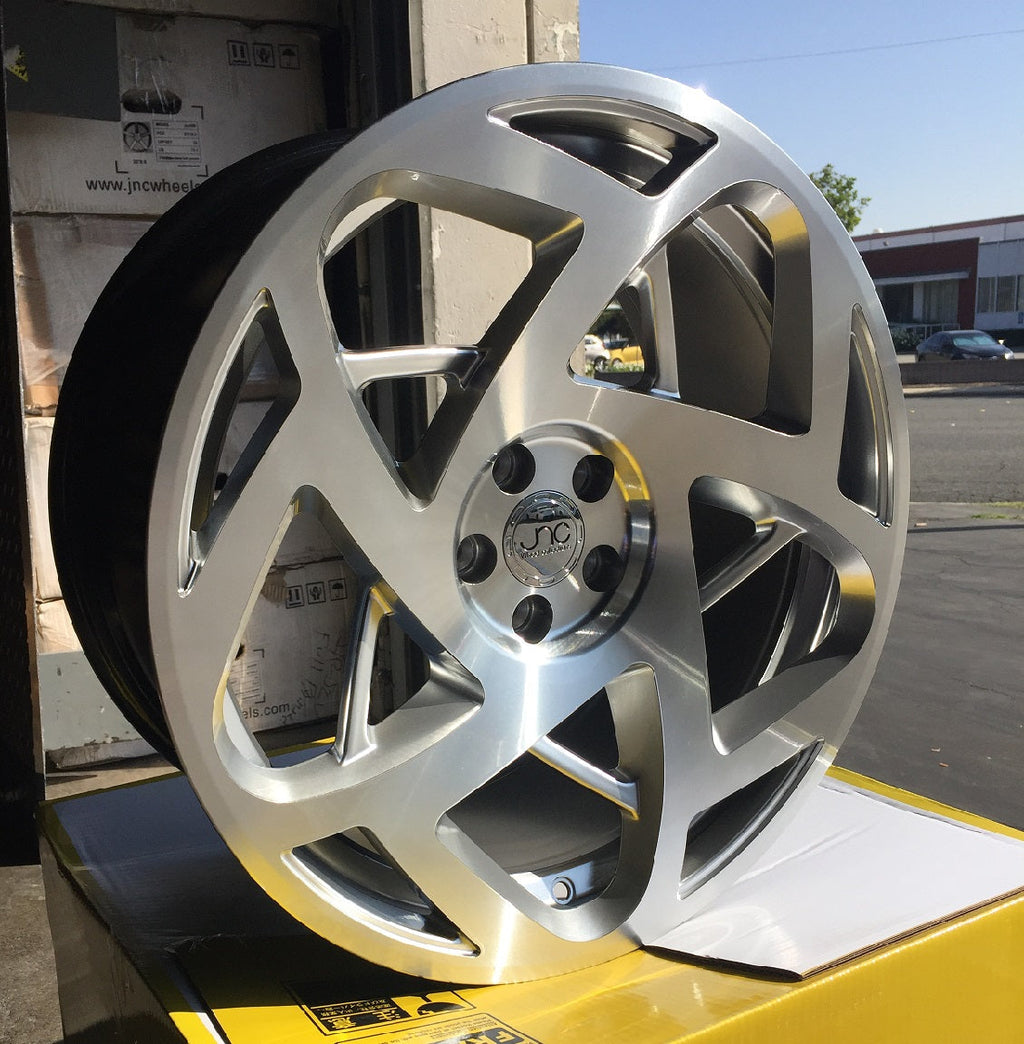 JNC047 Hyper Silver Machined Face wheel
