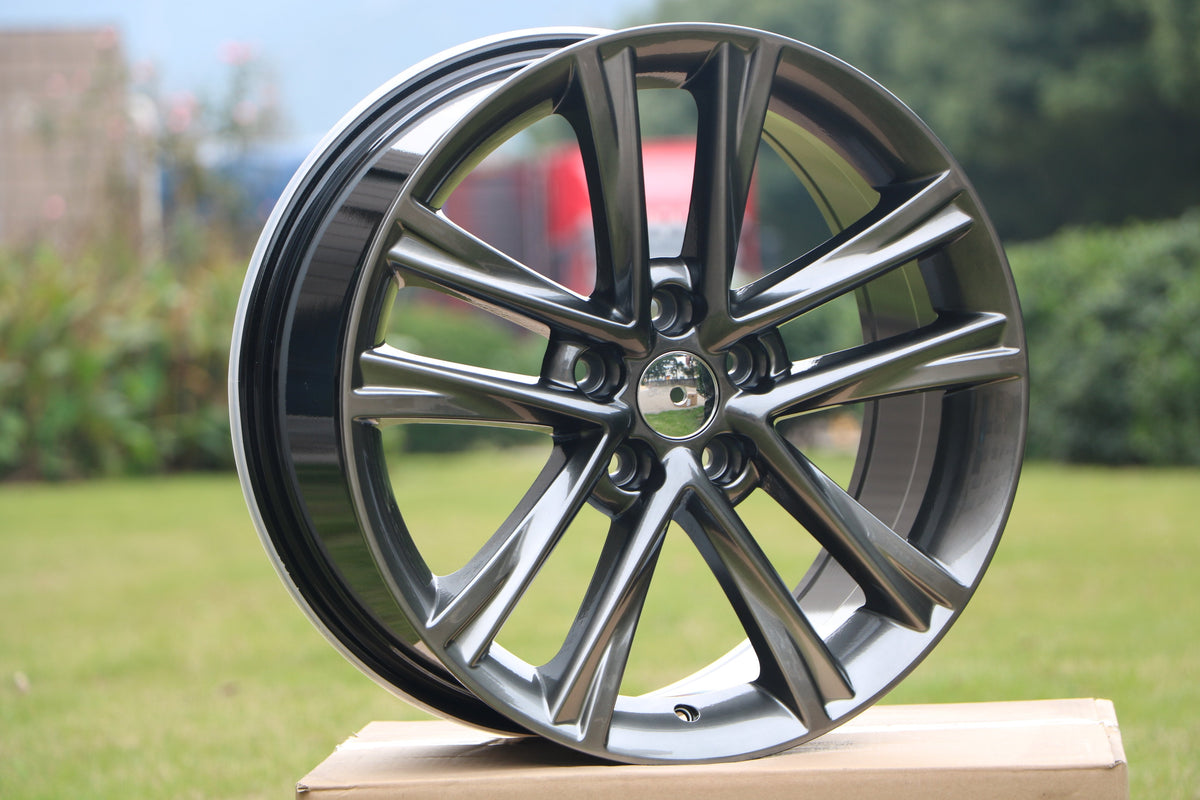 17" WHEELS FITS LEXUS ES300 ES330 ES350 GS300 GS350 GS400 GS430 IS250 IS300 IS350 RX300 RX330 RX350 RX400H RX450H SC300 SC400 SC430 AVALON CAMRY HIGHLANDER (SET OF 4)