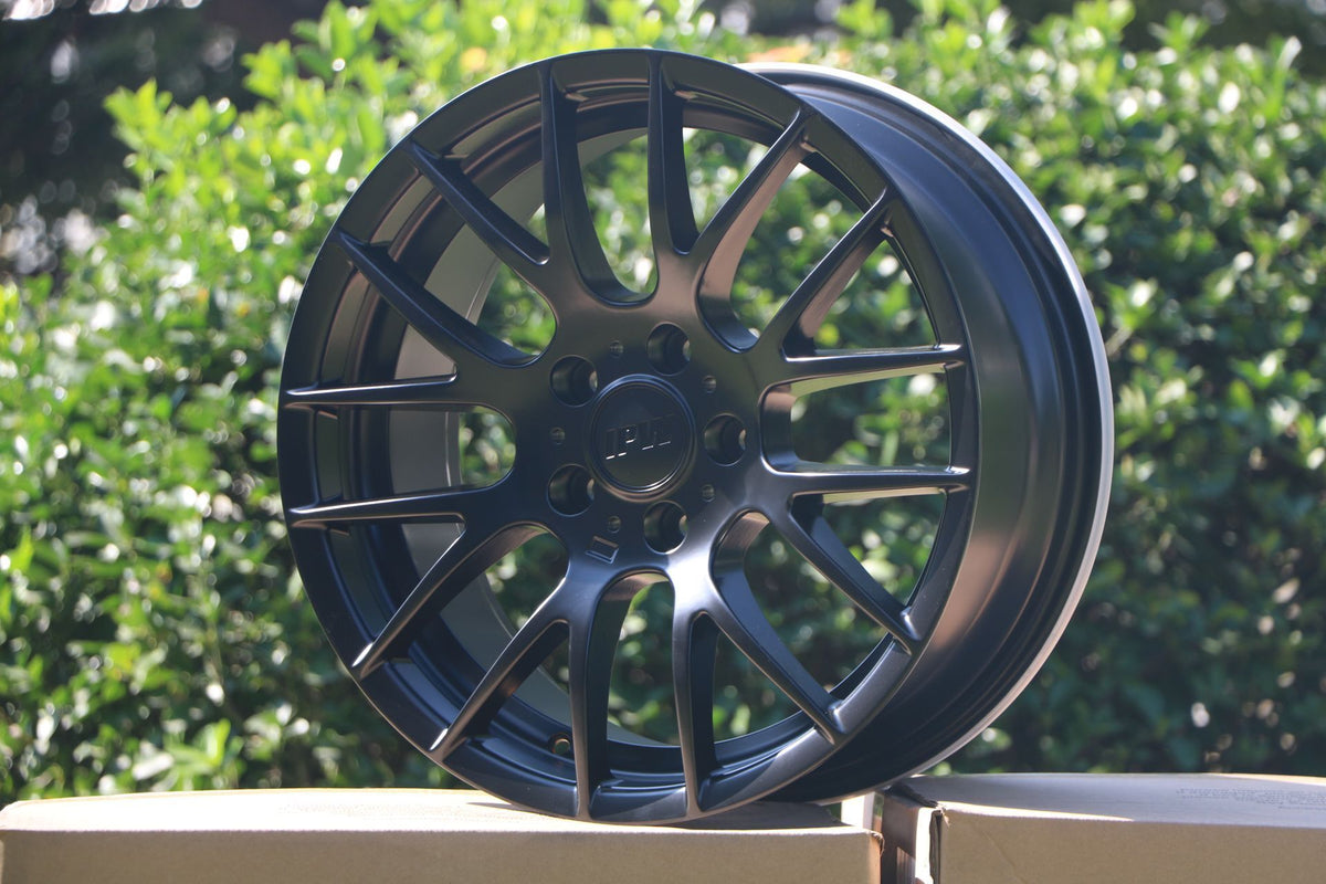 19" M3 ZCP STYLE WHEELS (SET OF 4)