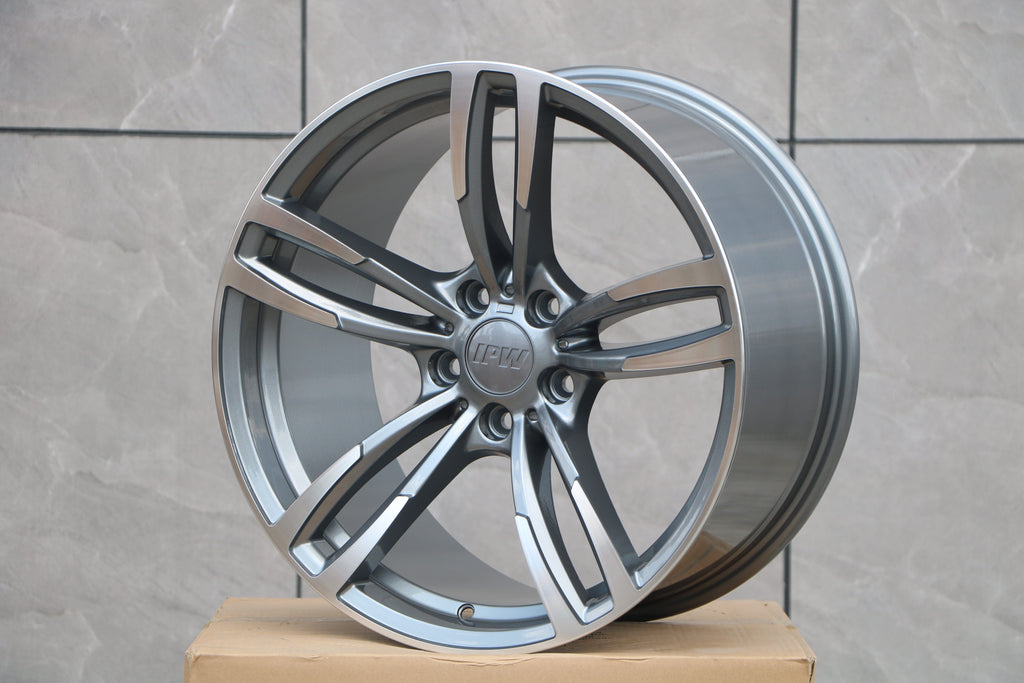 18" STAGGERED WHEELS FITS BMW 5X120 3 SERIES 4 SERIES 5 SERIES 7 SERIES (SET OF 4)