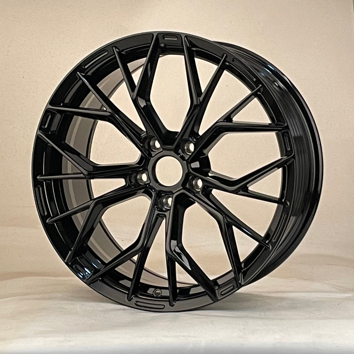 19" IPW 1601 WHEELS (SET OF 4)
