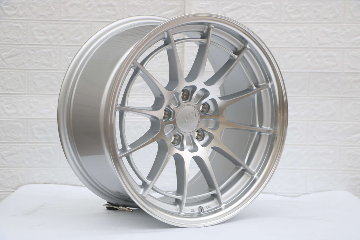 18" NT03 STYLE WHEELS (SET OF 4)